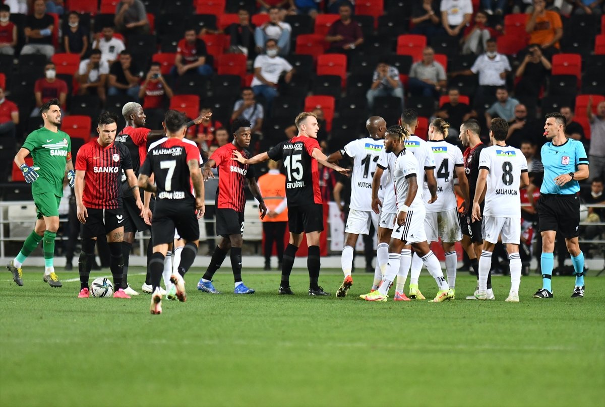 Beşiktaş, Gaziantep ten 1 puanla döndü #4