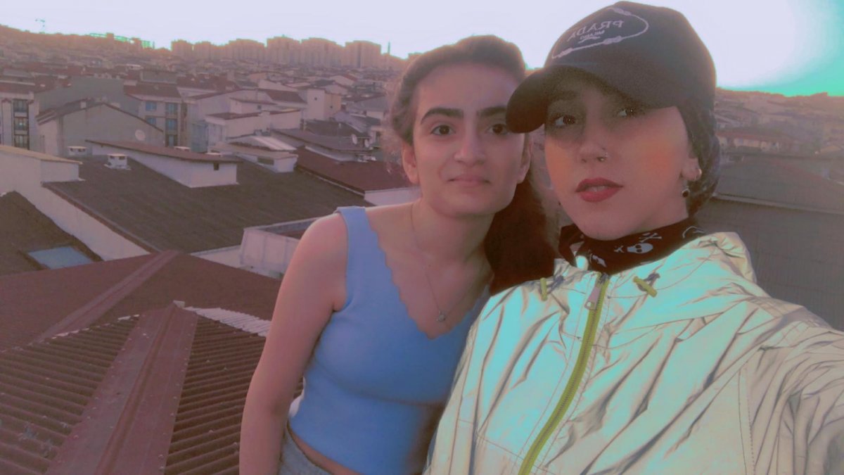 Esenyurt’ta çatıdan düşen genç kızın yakınları konuştu #1