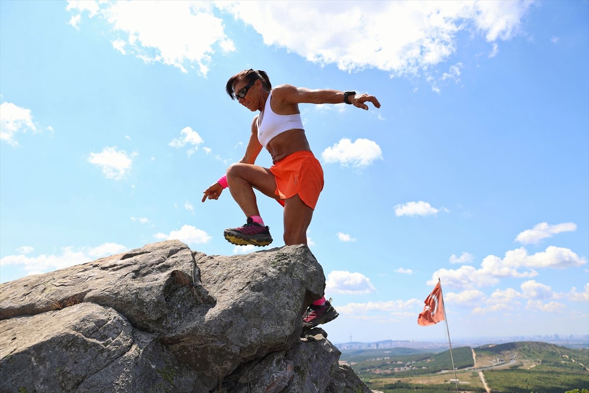 Ultra maratoncu Bakiye Duran, 62 yaşında 300 kilometre koşacak #3