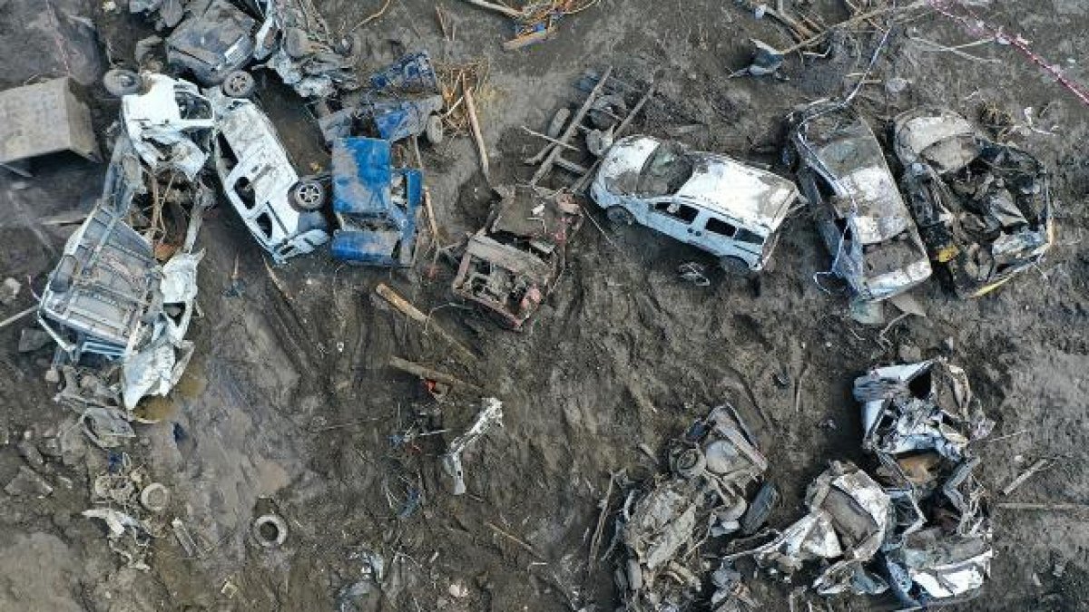 Batı Karadeniz deki selde can kaybı 82 ye yükseldi #1