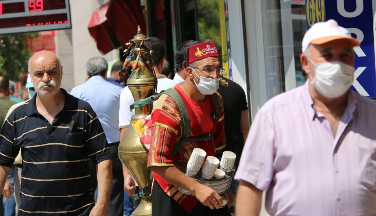 Elazığ’da sıcak havalar mevsim normallerinin üzerinde seyrediyor #4