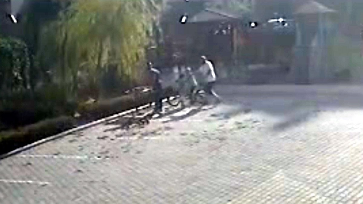 Kahramanmaraş’ta salçaya taş attılar diye çocukları dövdü #2