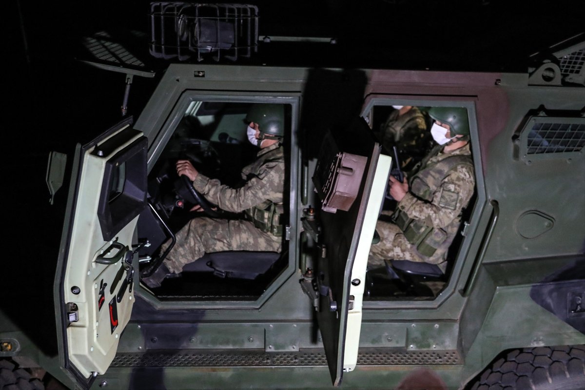 İran sınırında güvenlik önlemleri artırıldı #7