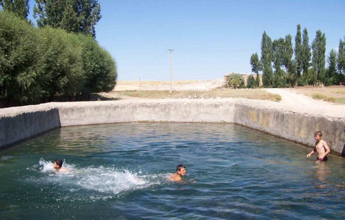 Afyonkarahisar’da 150 yıllık pınar kurudu #5