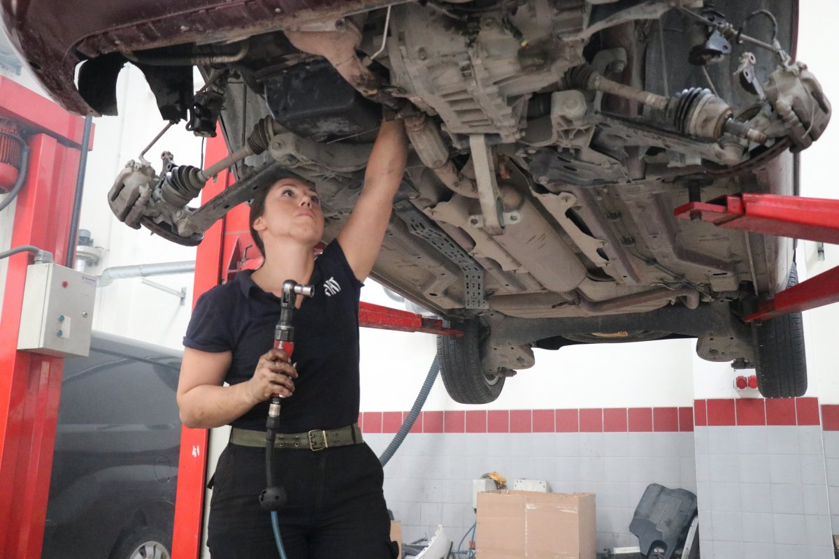 Bolu da sanayide 3 yıldır ustalık yapan Yemen Gül #3