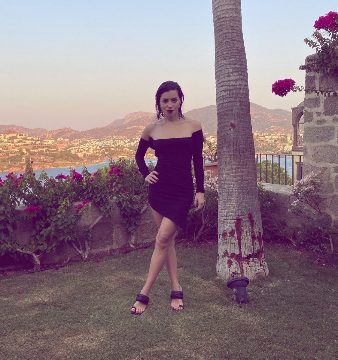 Merve Boluğur, reklam ücretine zam yaptı #2