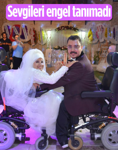 Manisa'da bedensel engelli çift, evlendi