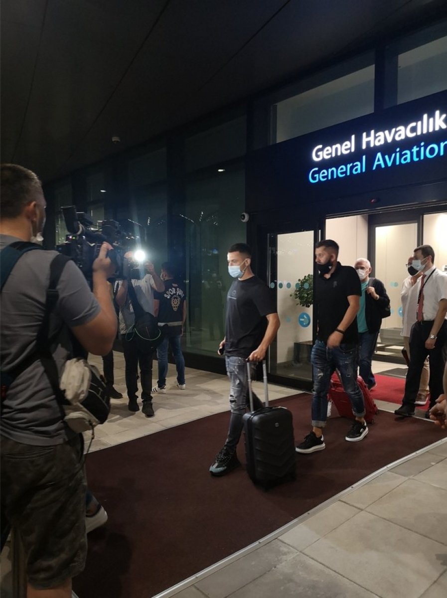 Galatasaray ın anlaştığı Olimpiu Morutan İstanbul da #4