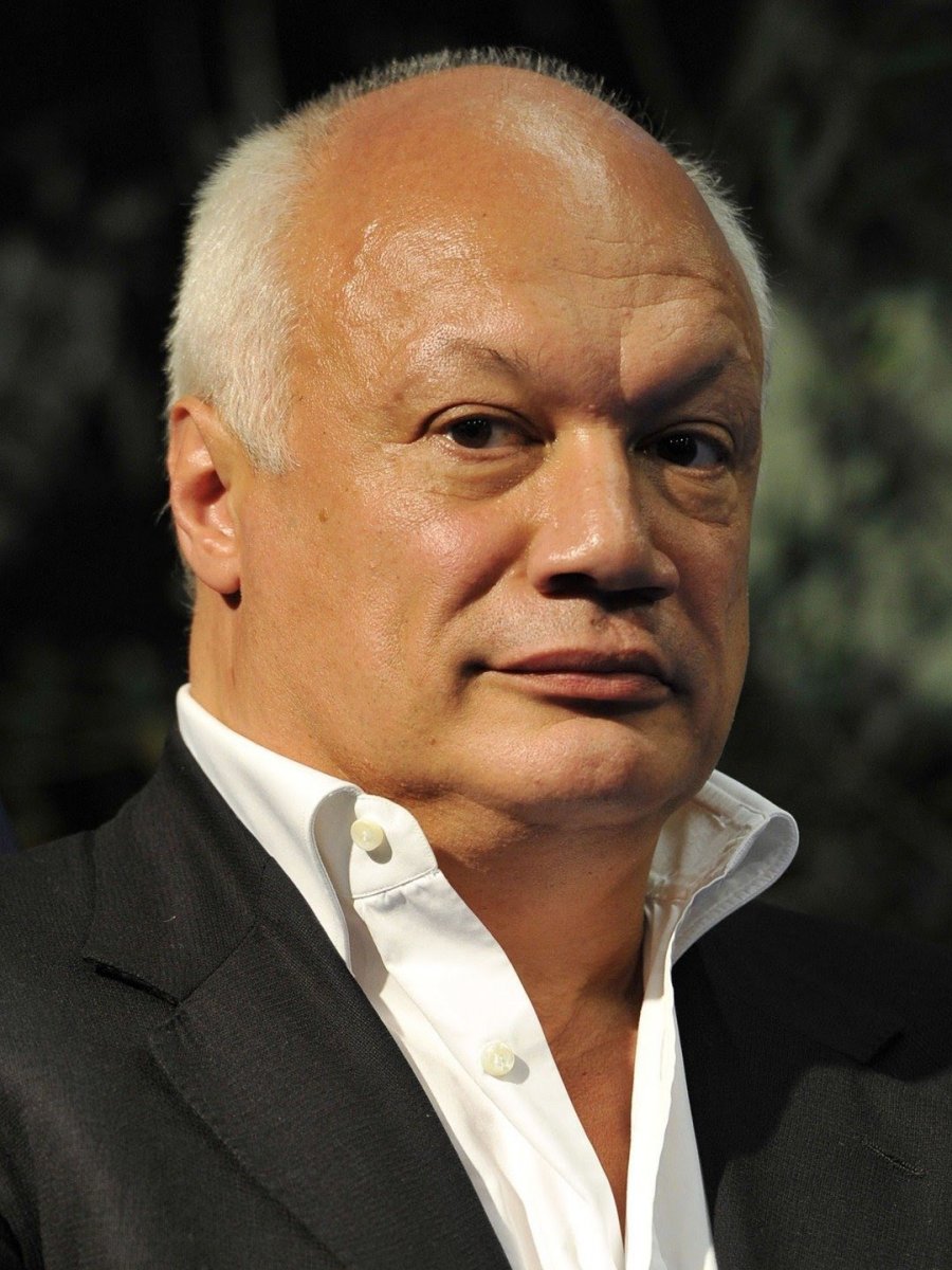 Eric-Emmanuel Schmitt’in Adolf H.’nin Diğer Yaşamı romanı #2