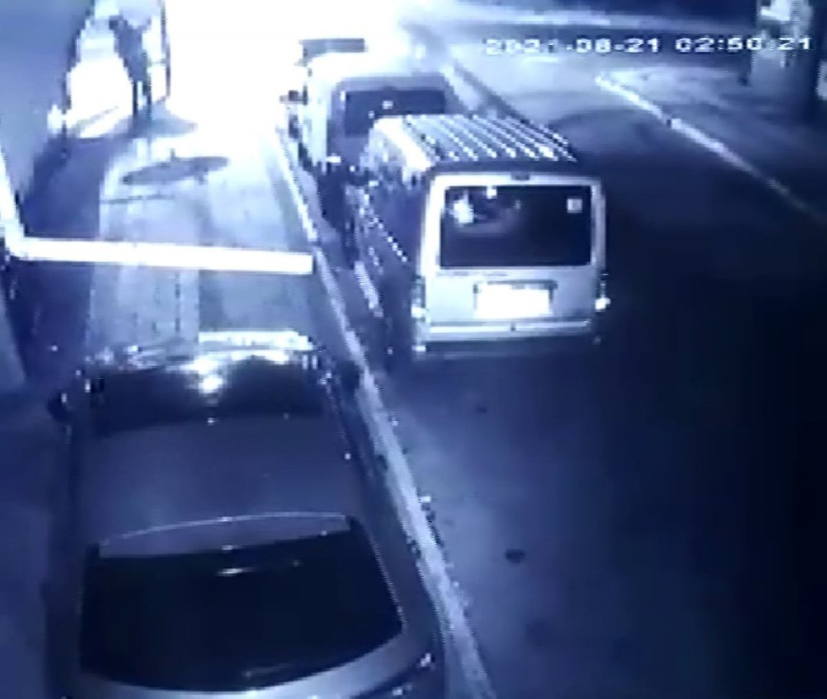 Sancaktepe’de otomobilin kundaklanma anı #2