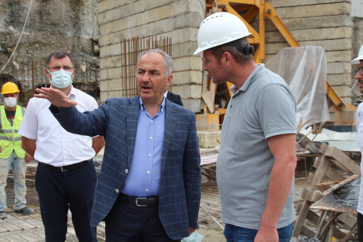 Yeni yapılar kazıklarla kayalara sabitlenecek #2