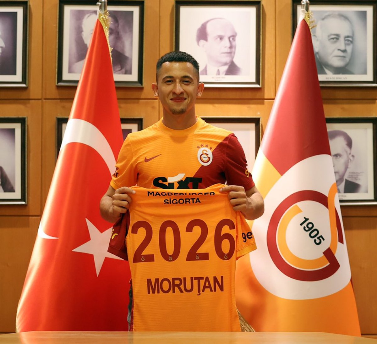 Morutan resmen Galatasaray da #2
