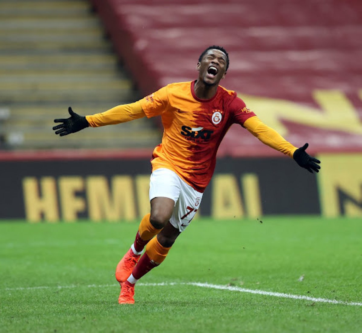 Jesse Sekidika, Oud-Heverlee Leuven e kiralandı #1