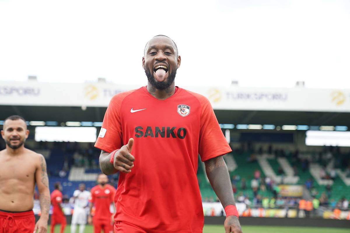 Kana Biyik sözleşmesini feshetmek istiyor #1