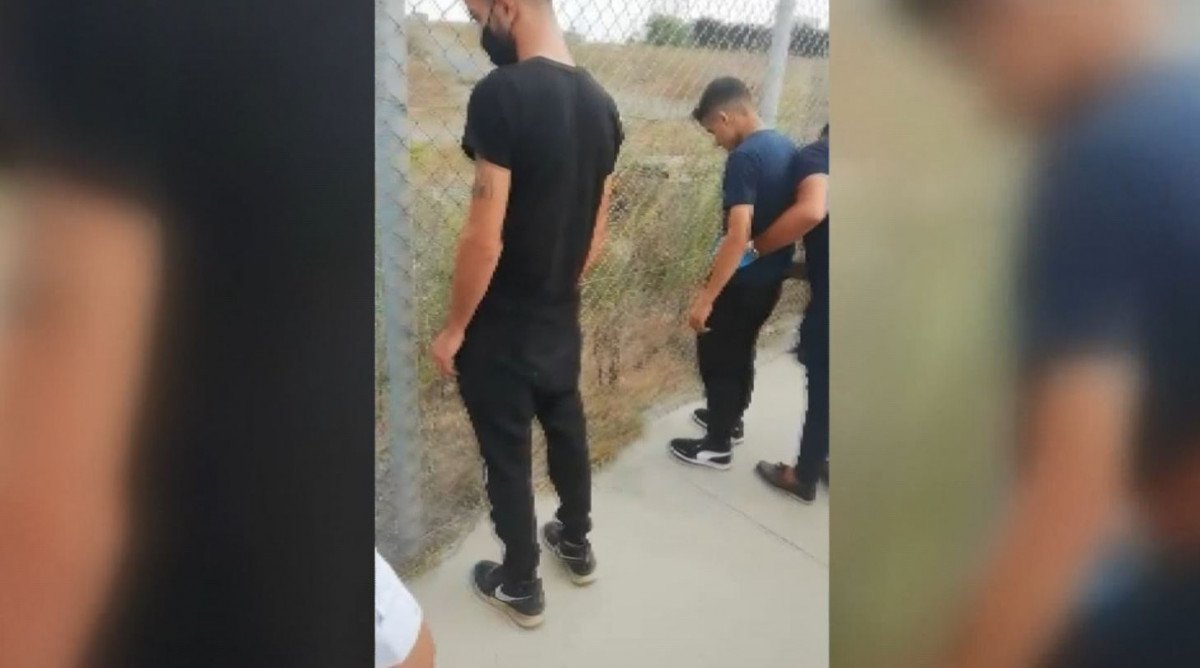 Sultangazi’de Suriye uyruklu 20 kaçak göçmen yakalandı #3