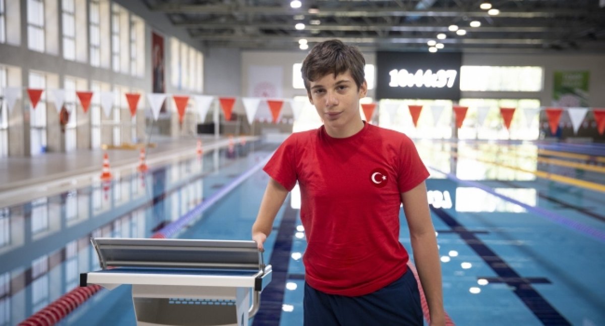 Milli yüzücü Koral Berkin Kutlu kimdir? #4