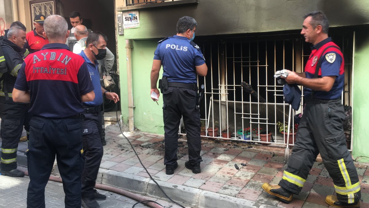 Aydın’da torunu, yaşlı kadının evini yaktı  #5