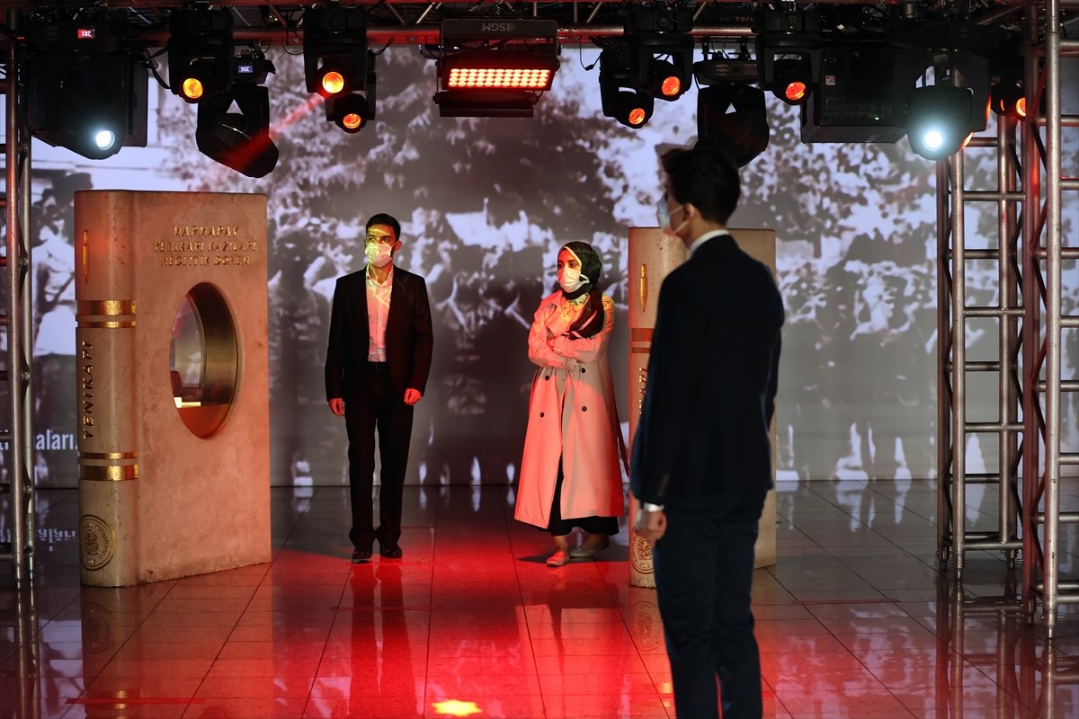 İstanbul da 30 Ağustos Zafer Bayramı na özel dijital gösterim #8