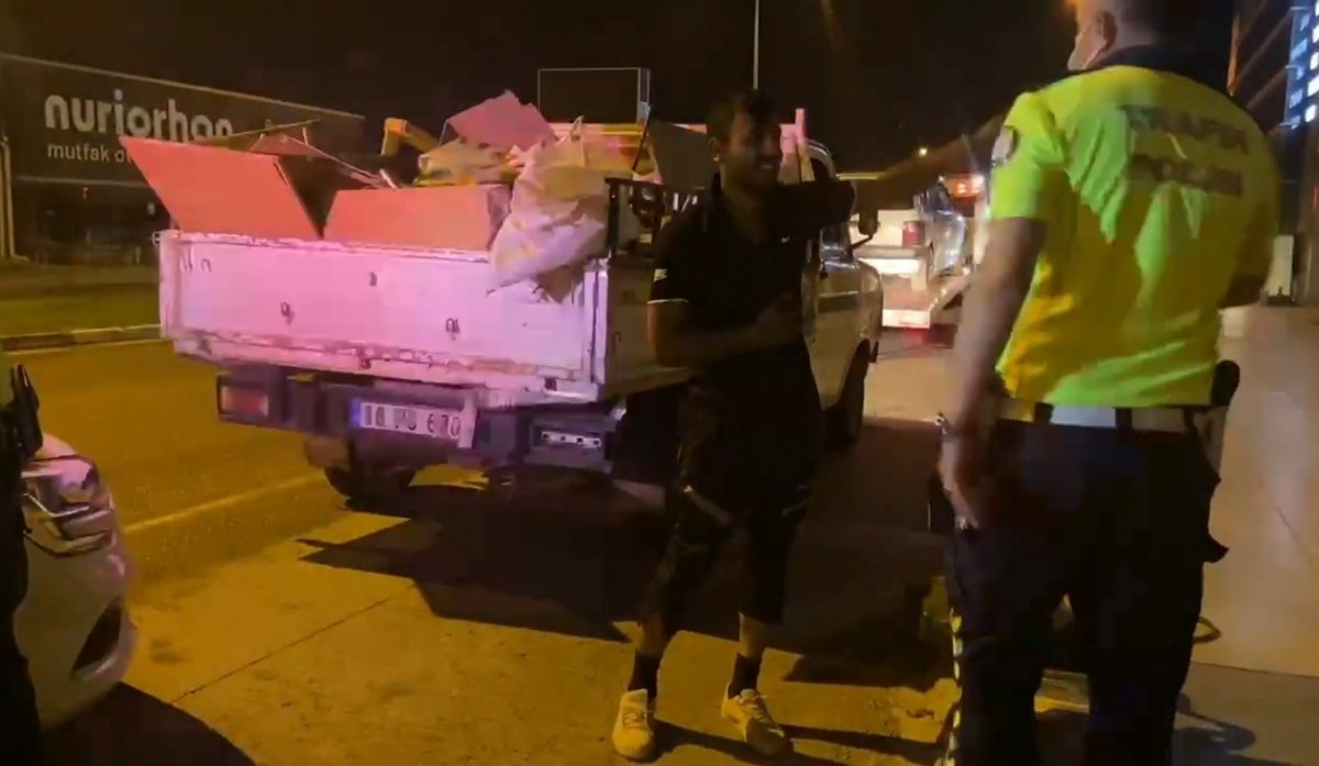 Bursa da ehliyetsiz sürücü polise yakalandı #1