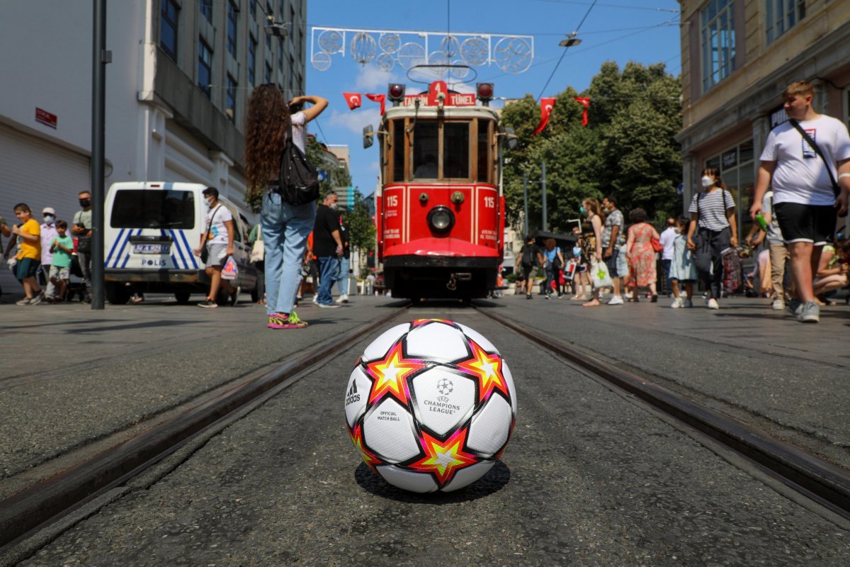 Şampiyonlar Ligi topu İstanbul da #3