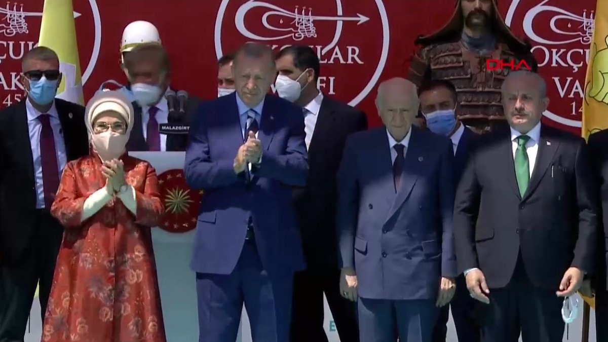 Malazgirt Zaferi’nin 950. yıl kutlamalarına yoğun katılım #6