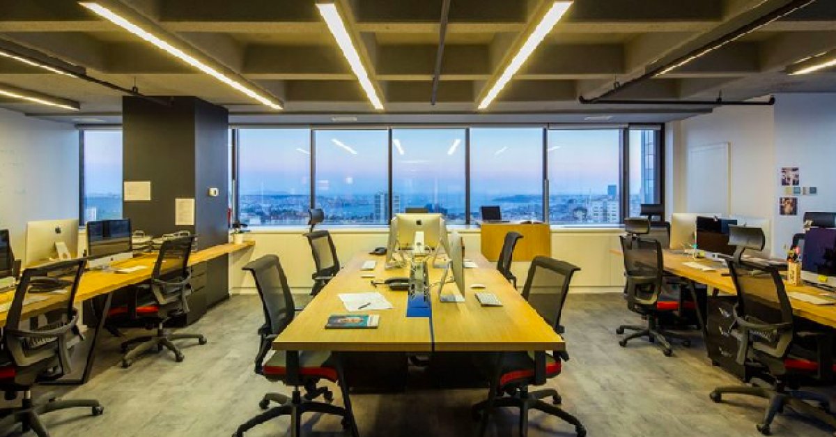 ABD li havayolu şirketi Delta, aşı yaptırmayan personellerinden ayda 200 dolar alacak #3