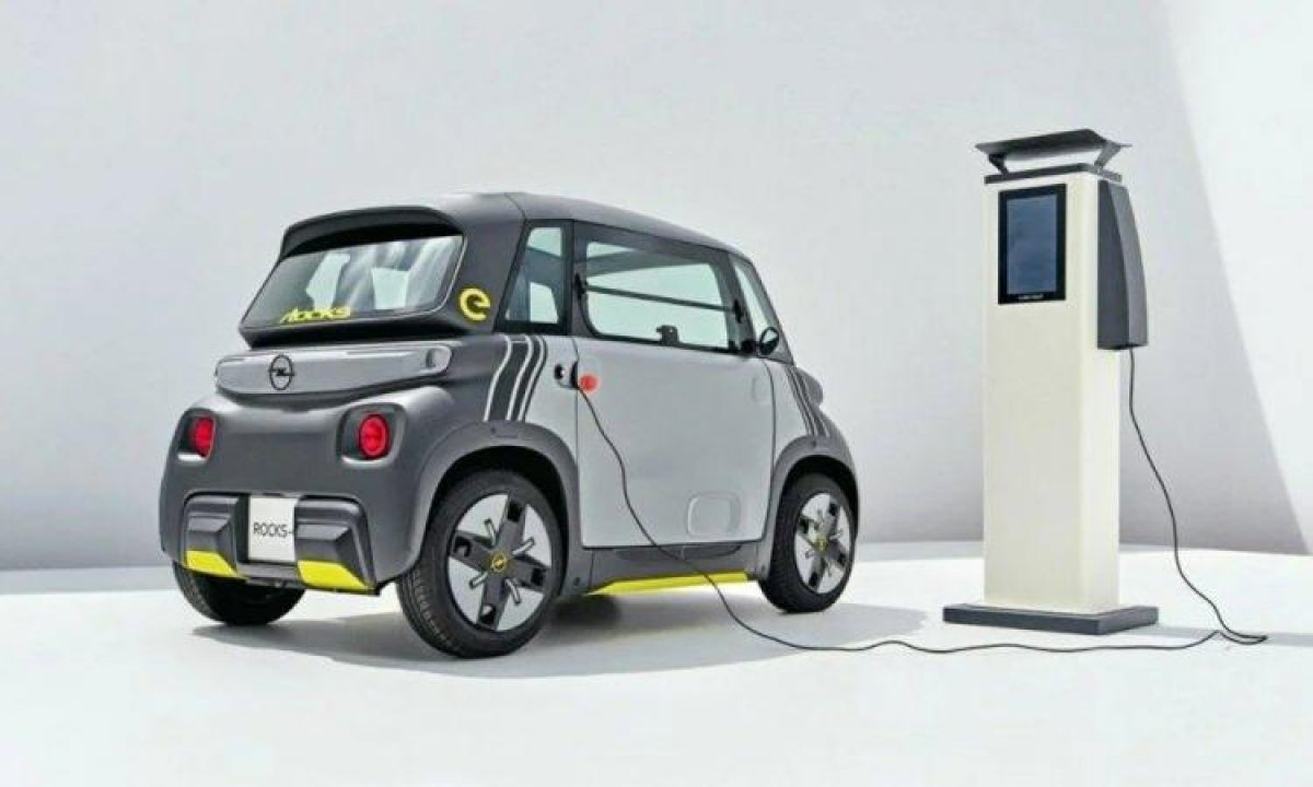 Opel, elektrikli şehir aracı Rocks-e'yi tanıttı