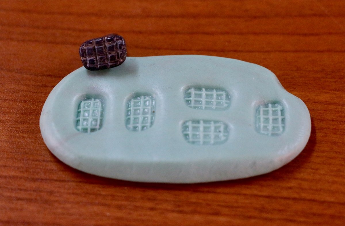 Eskişehir de 5 bin yıllık çocuk iskeletleri bulundu #7