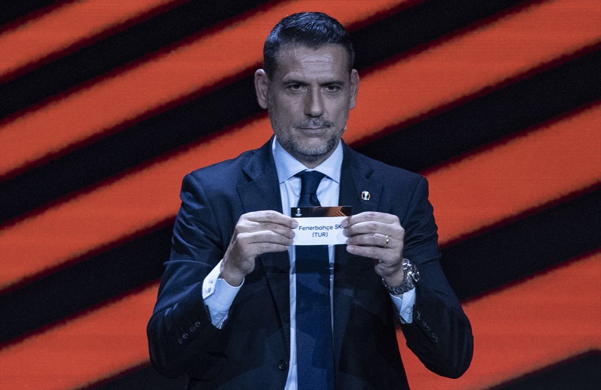 Galatasaray ın ve Fenerbahçe nin UEFA Avrupa Ligi fikstürü #3