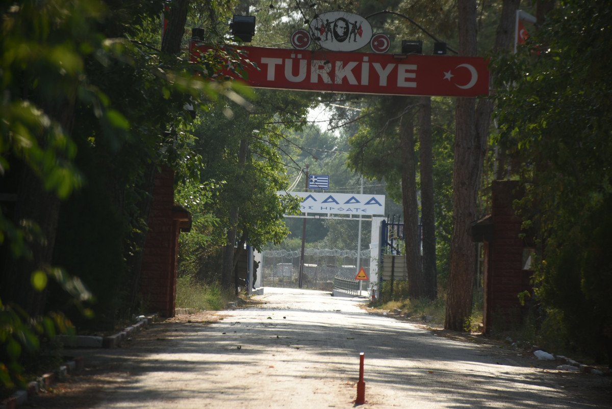 Edirne de  Afgan  sığınmacılara karşı denetimler artırıldı #4