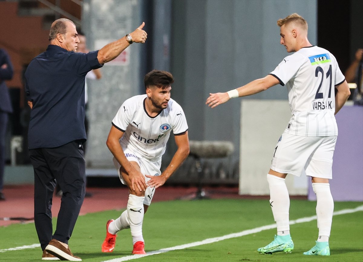 Galatasaray, Kasımpaşa ile berabere kaldı #6