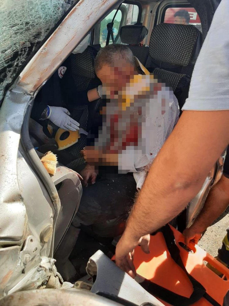 Van da araç hurdaya döndü, 1 kişi hayatını kaybetti #5