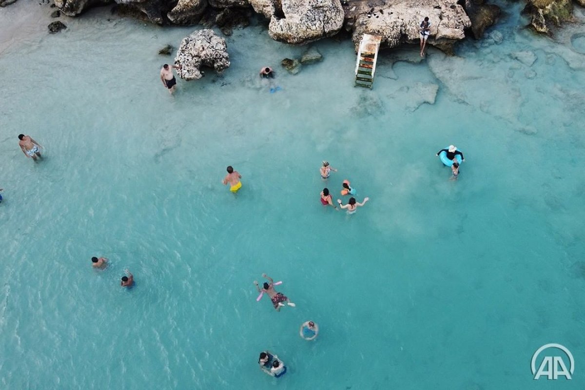 Mersin deki Yapraklı Koy a tatilci akını #3