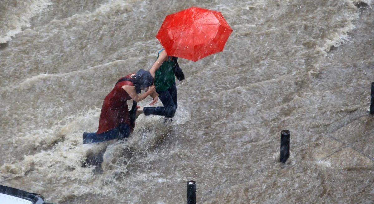 Marmara ve Karadeniz için kuvvetli yağış uyarısı #1