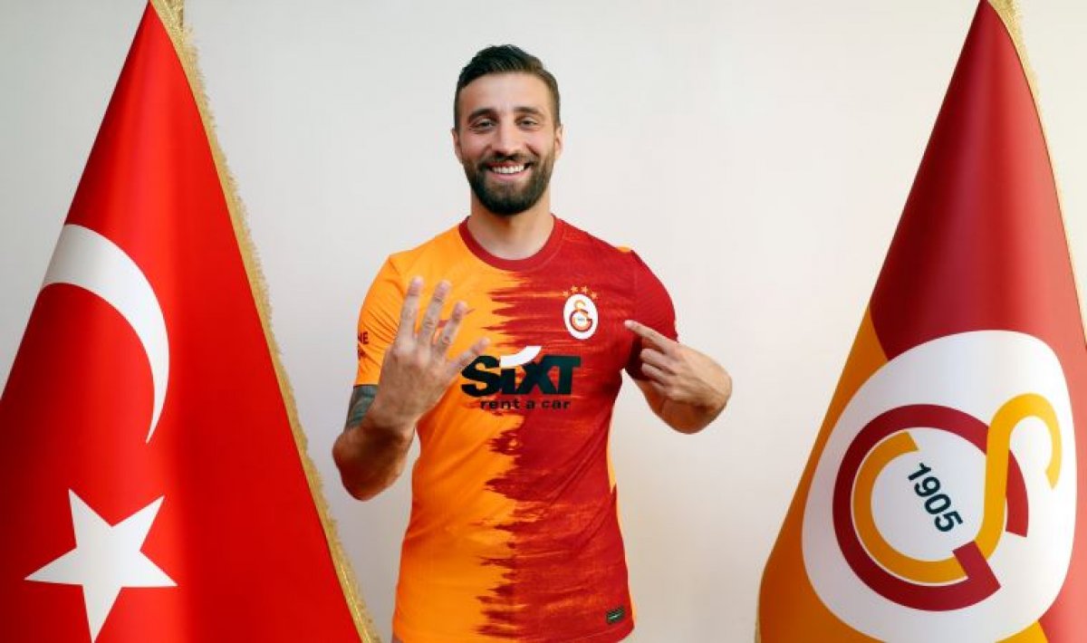 Bizim Çocuklar a bir transfer daha! A Milli Futbol Takımı nın aday kadrosuna dahil olan isim..  #1