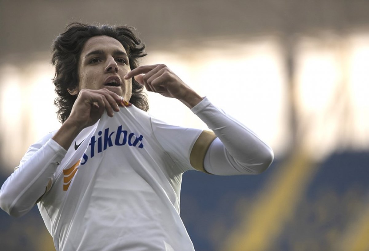 Emre Demir, Barcelona yolunda #1