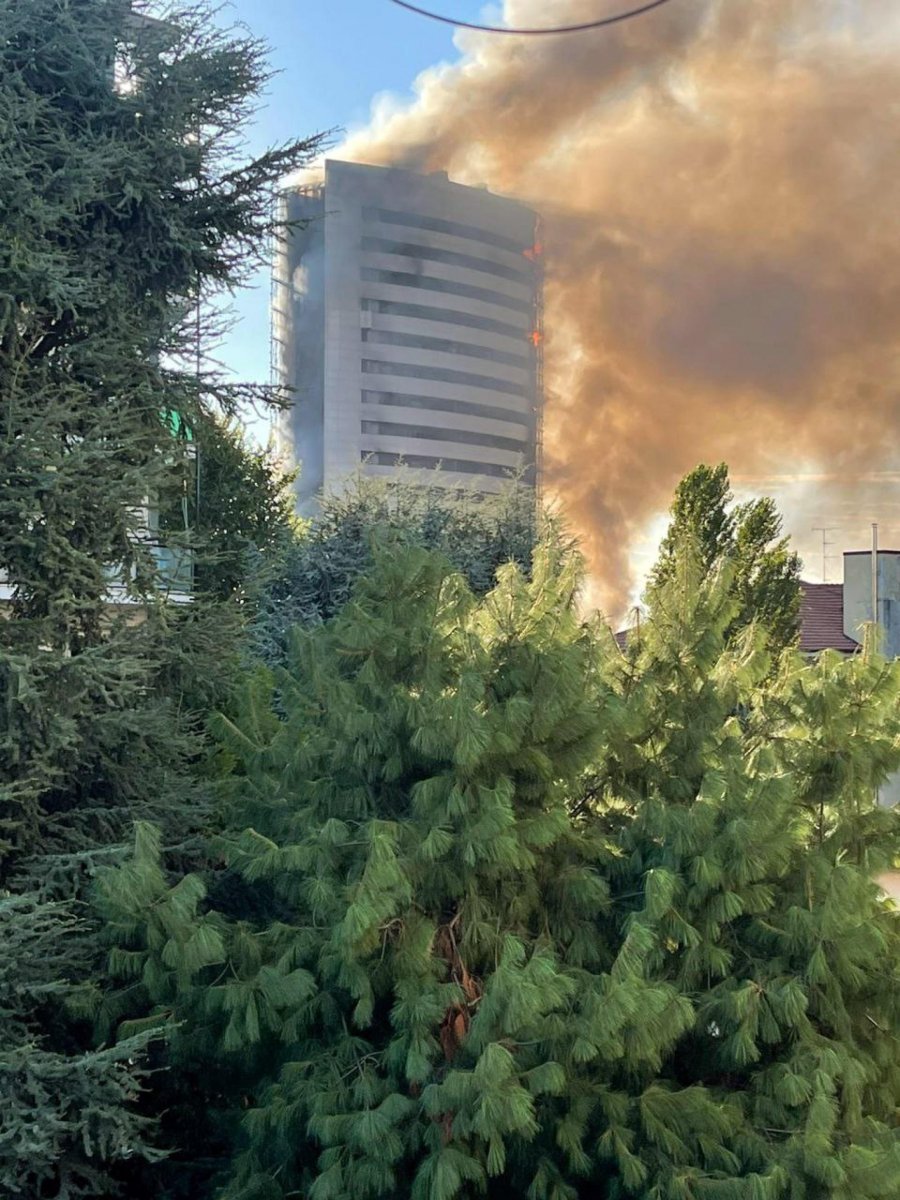 Fire #1 in 15-storey building in Italy