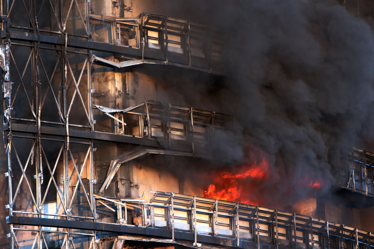 Fire in 15-storey building in Italy #5
