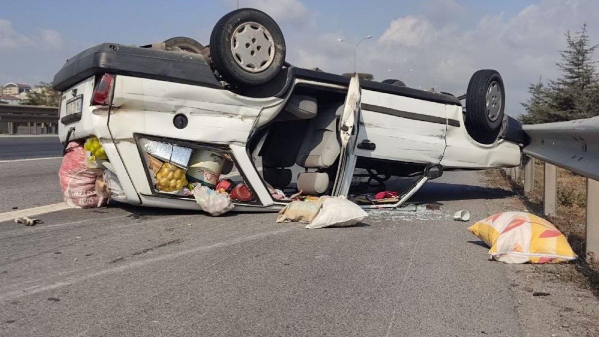 Kocaeli'de direksiyon hakimiyetini kaybeden otomobil takla attı: 6 yaralı