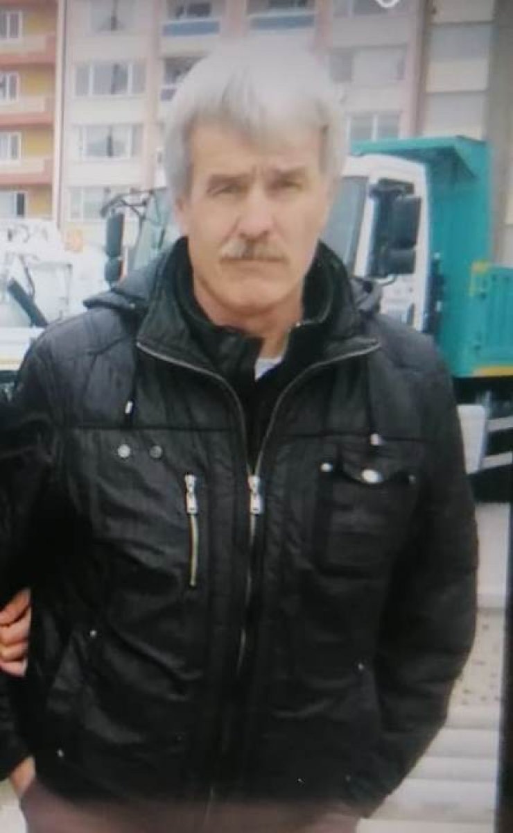 Antalya da alışverişten dönerken yere yığılan adam hayatını kaybetii #15