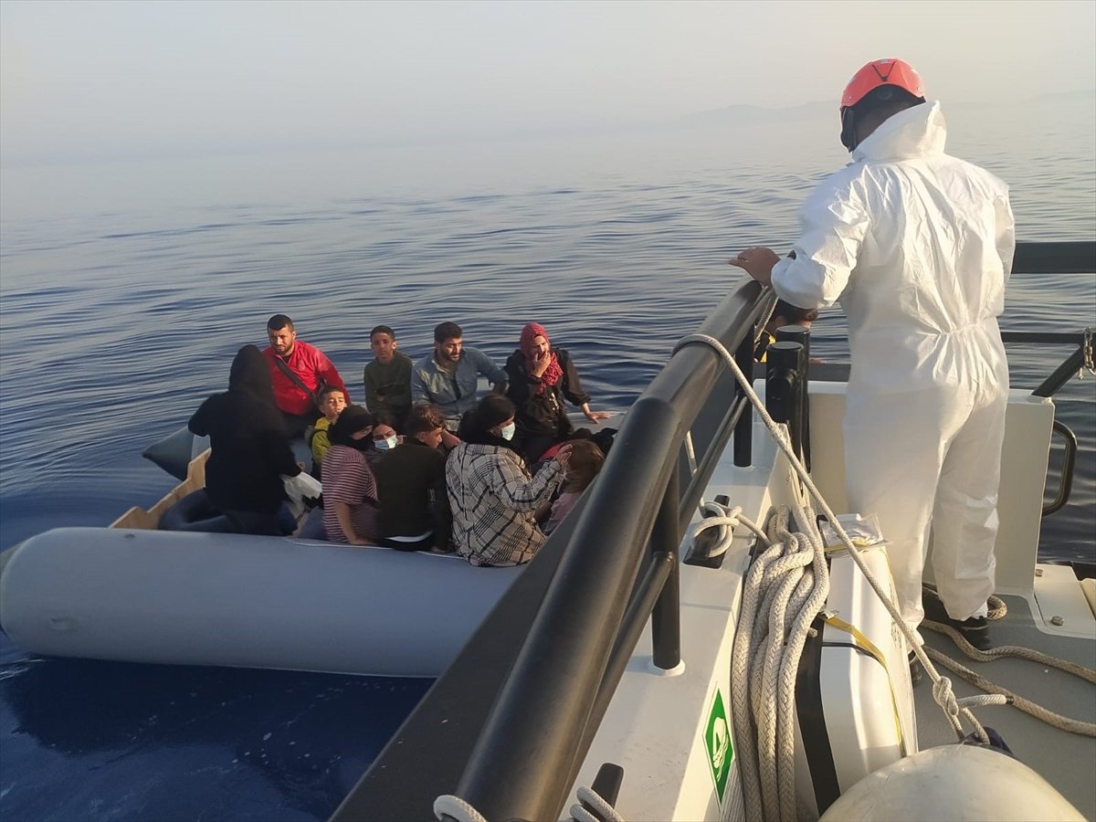 Aydın da, Yunanistan unsurlarınca geri itilen 120 kaçak göçmen kurtarıldı #1