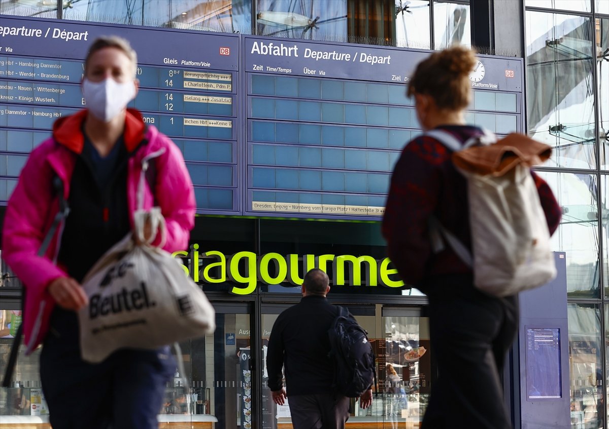 Almanya da makinistler, yeniden greve gitti #13