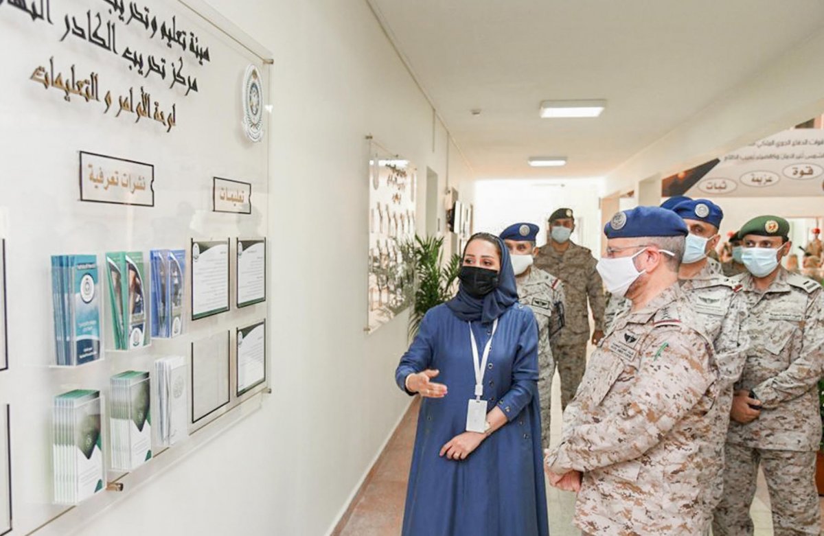 Suudi Arabistan’da ilk: Kadın askerler mezun oldu #3