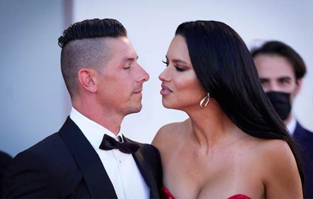 Adriana Lima, Venedik Film Festivali ne yeni sevgilisiyle katıldı #4