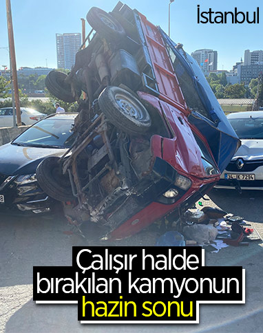 İstanbul'da kamyonet 2 otomobilin üstüne devrildi