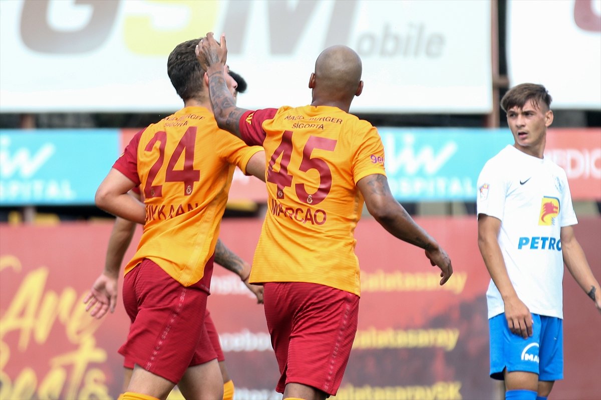 Galatasaray, hazırlık maçında Farul Constanta ya yenildi #3