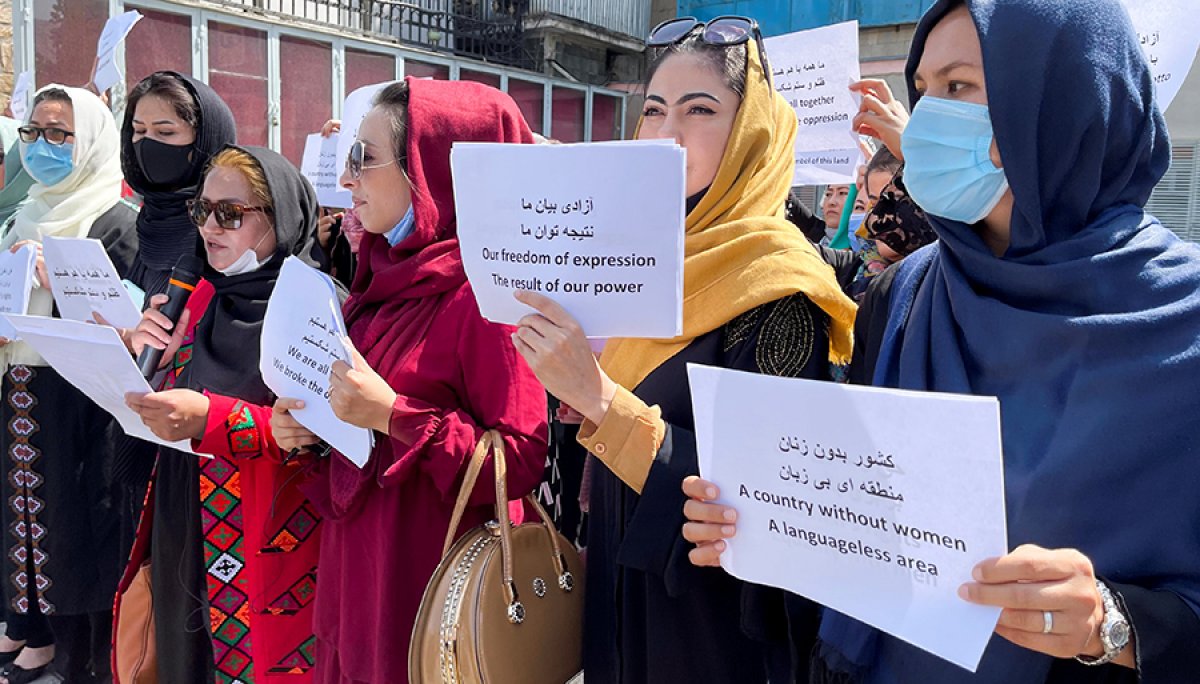 Afganistan da kadınların protestosuna Taliban dan müdahale #6