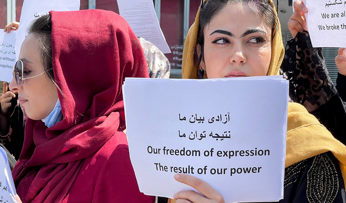 Afganistan da kadınların protestosuna Taliban dan müdahale #5