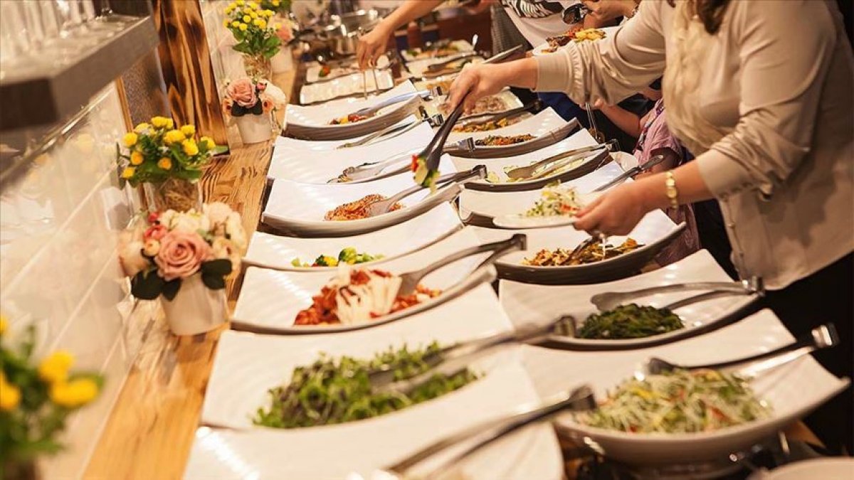 Tokyo Olimpiyatları nda 130 bin yemek çöpe döküldü #2