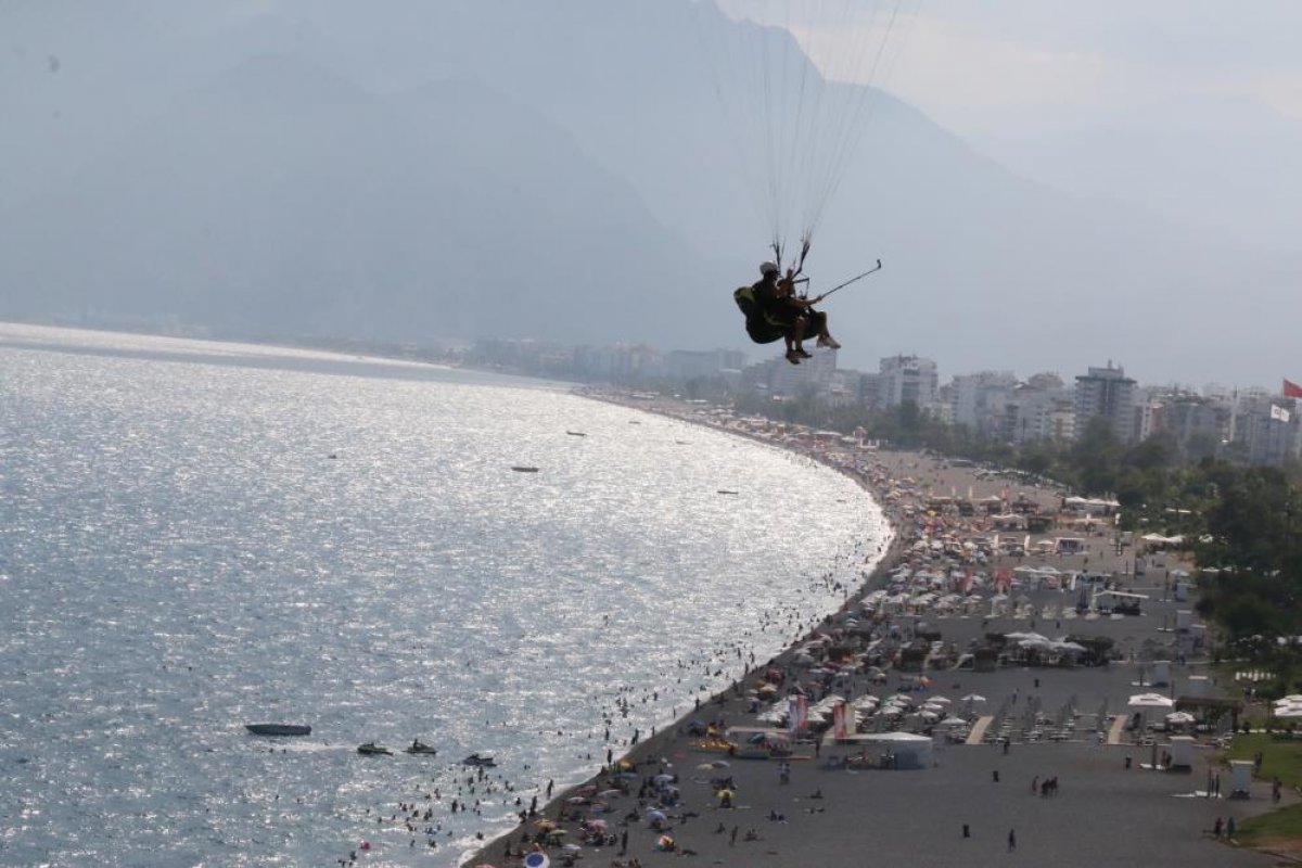 Antalya’da yasağa rağmen yamaç paraşütü yaptılar #3